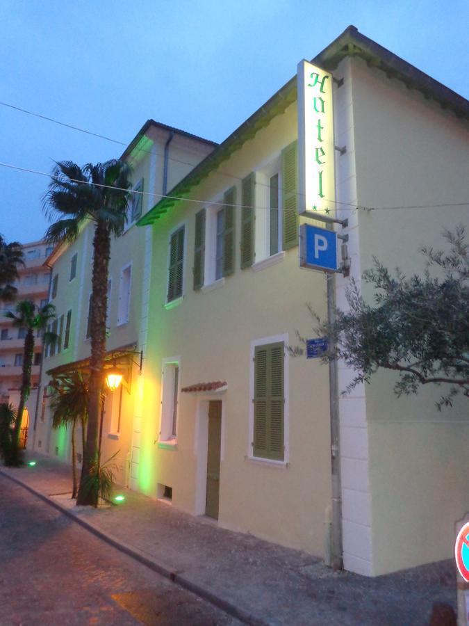 Hotel L'Ilot Fleuri Le Lavandou Exterior foto